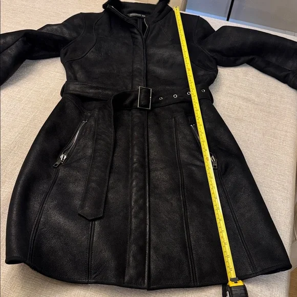 Andrew Marc- Women's Black Shearling Leather Belted Coat/EUC/Size S - Picture 14 of 15